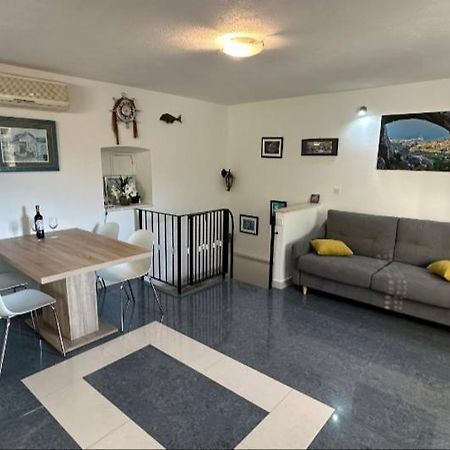Apartmani Dalmacija Brela Exterior photo